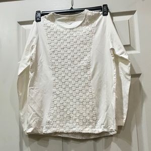 White full sleeved shirt